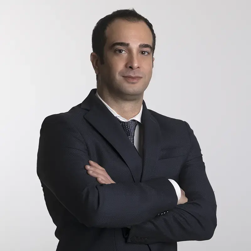 Ritratto executive uomo cravatta corporate - Fotografo aziendale Milano